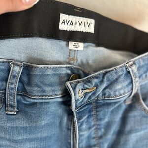 Ava & Viv Mid Rise Skinny Blue Jeans - size 14W